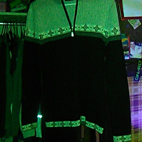 Sweater - Picture 2 of 2